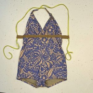 Seea womens 1 piece size Large